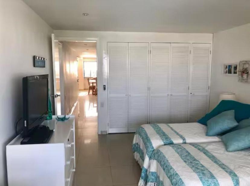 Hansa Alfrente De La Playa Apartamento San Andrés